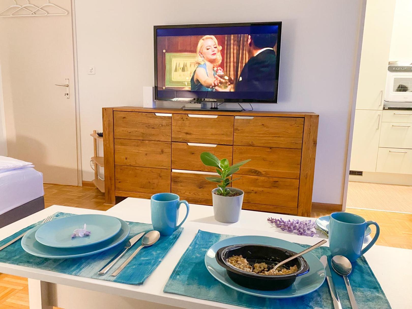 Special Blue Tiger Apartment Basel, Messe Kleinbasel 10-Star Экстерьер фото